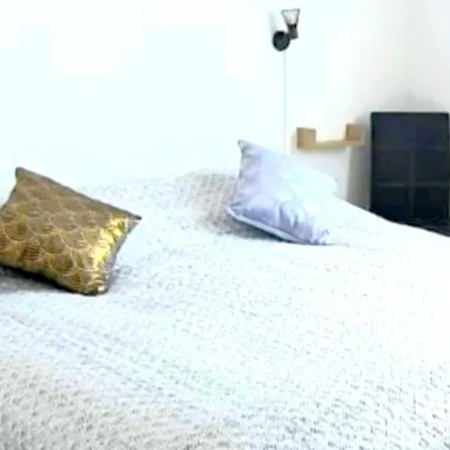 Apartment Sejour A 20 Minutes De L'espagne Avec Petit-dejeuner A La Demande A Les Lumineuses Du Palais Des Rois De Majorque *